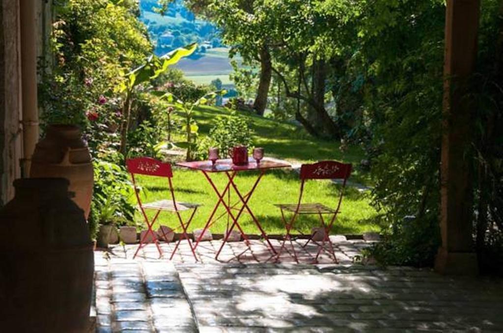 Auberge Du Canabal Lauzerte Esterno foto